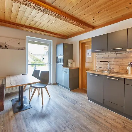 Appartamento Delfi & Bike *